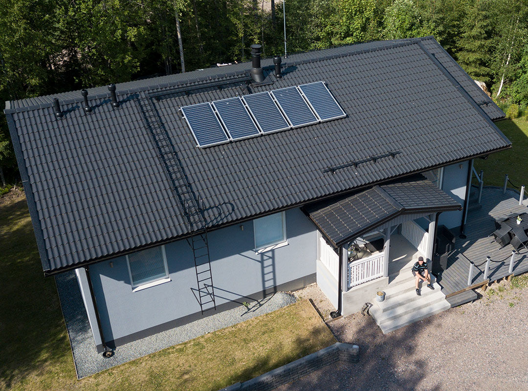 Auringosta lämpöenergiaa, viilennystä maasta