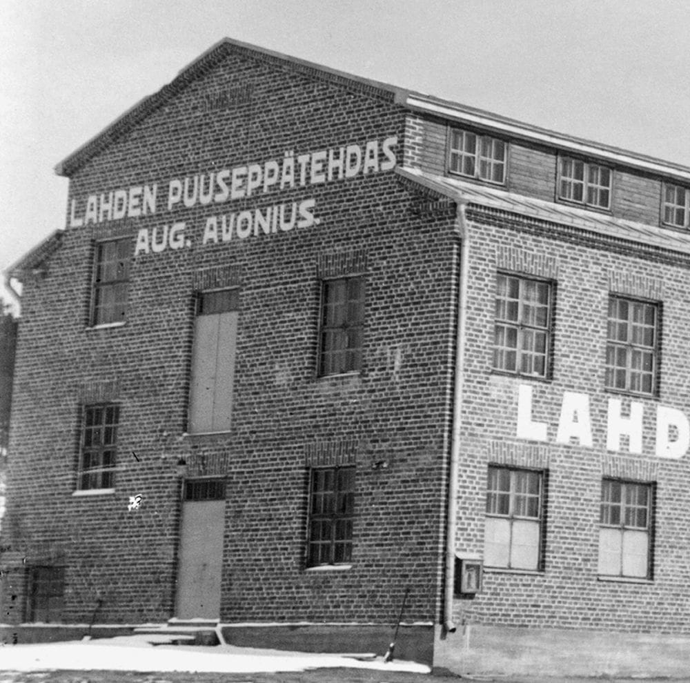 Továrna Lathi